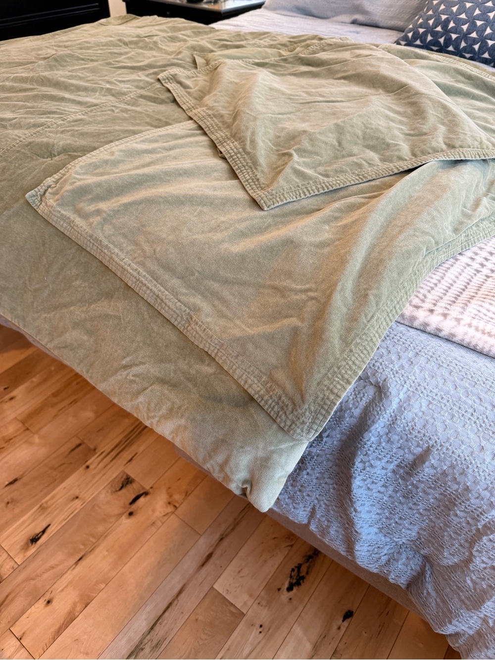Threshold Olive Green King Comforter/Sham Set - Home Bedding - Picture 8 of 10